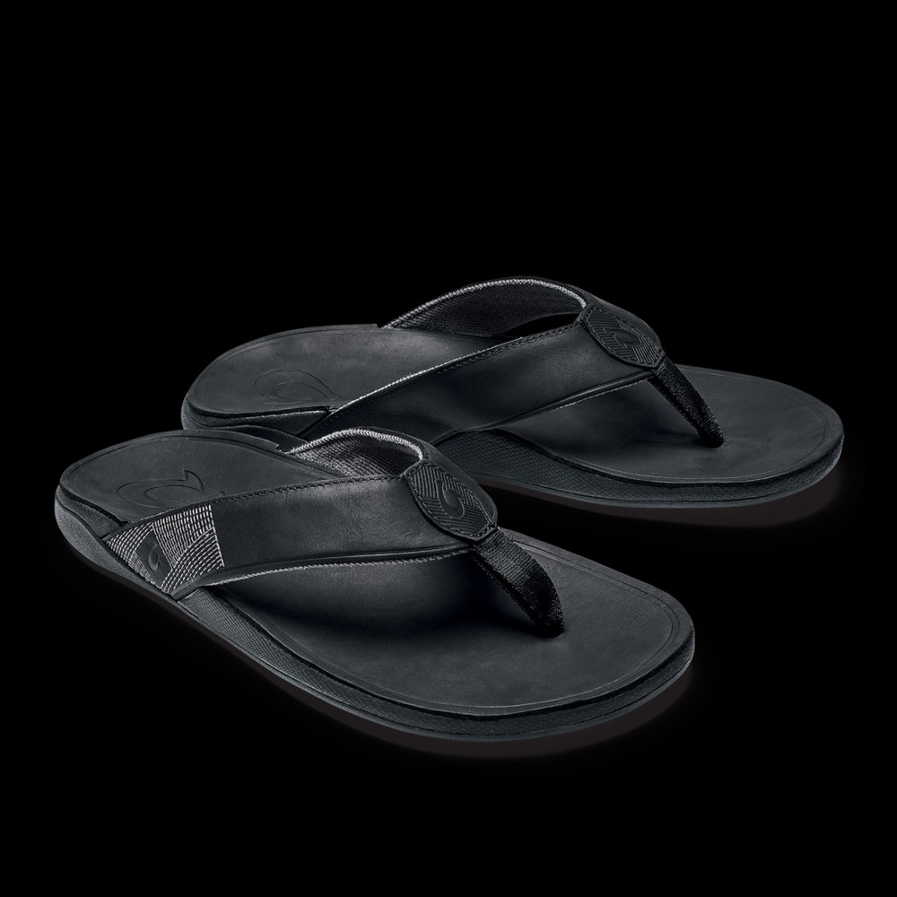 Brand new OluKai flip flops “Tuahine” sz 10, black